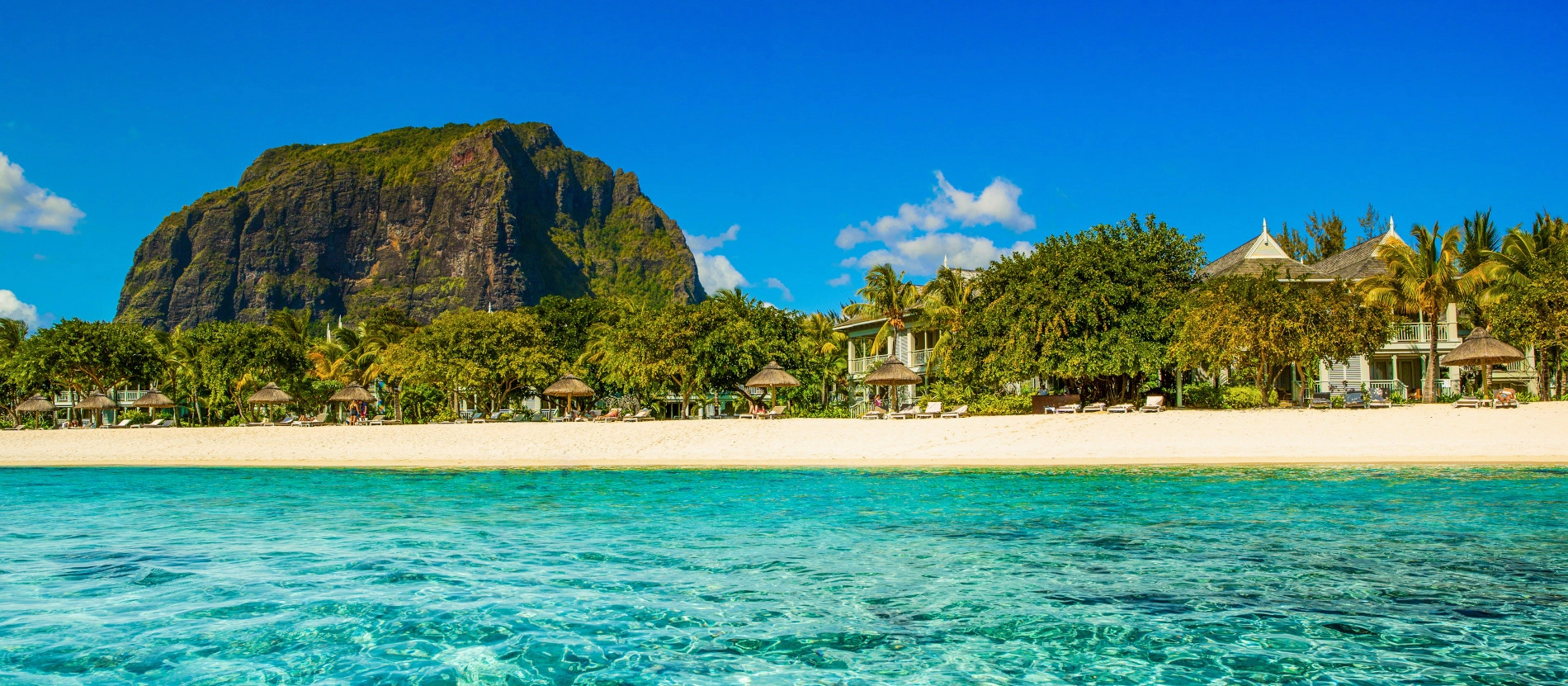 Mauritius_1900x831_AdobeStock_176416437