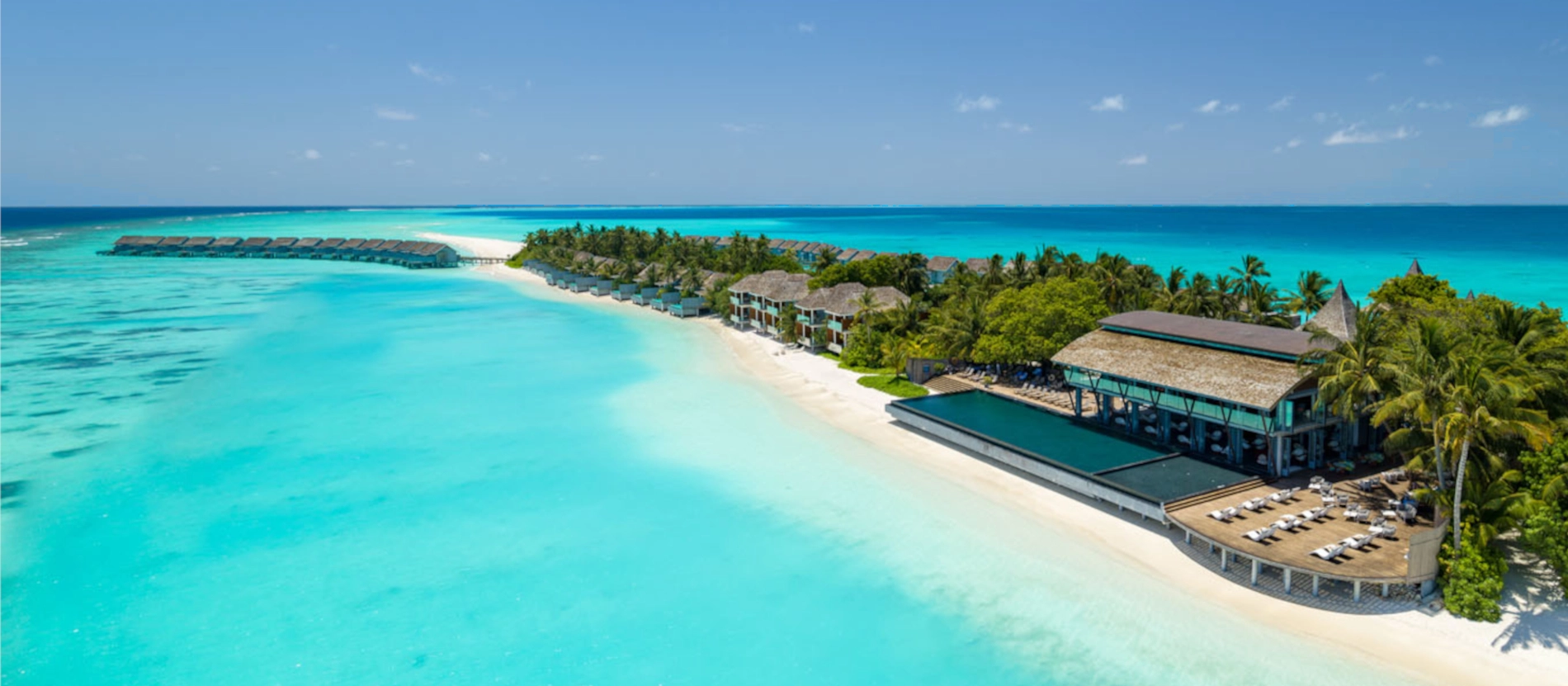 Maldiverna_Kuramathi_IslandAerial-22_1900x831
