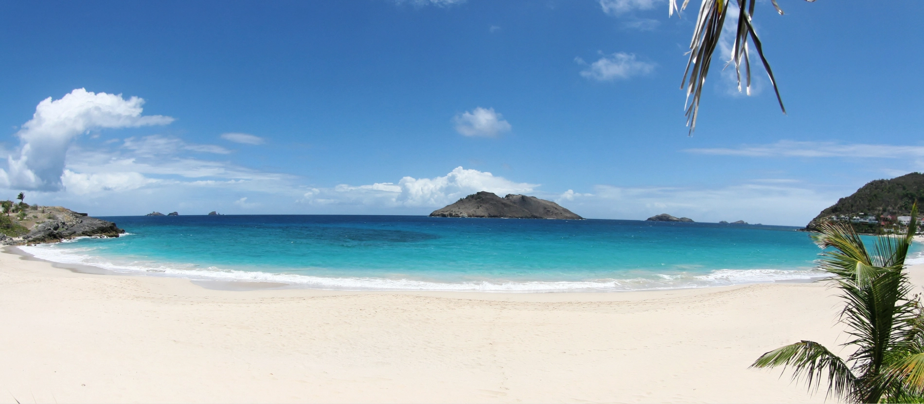St-Barth-strand-AdobeStock_16543175